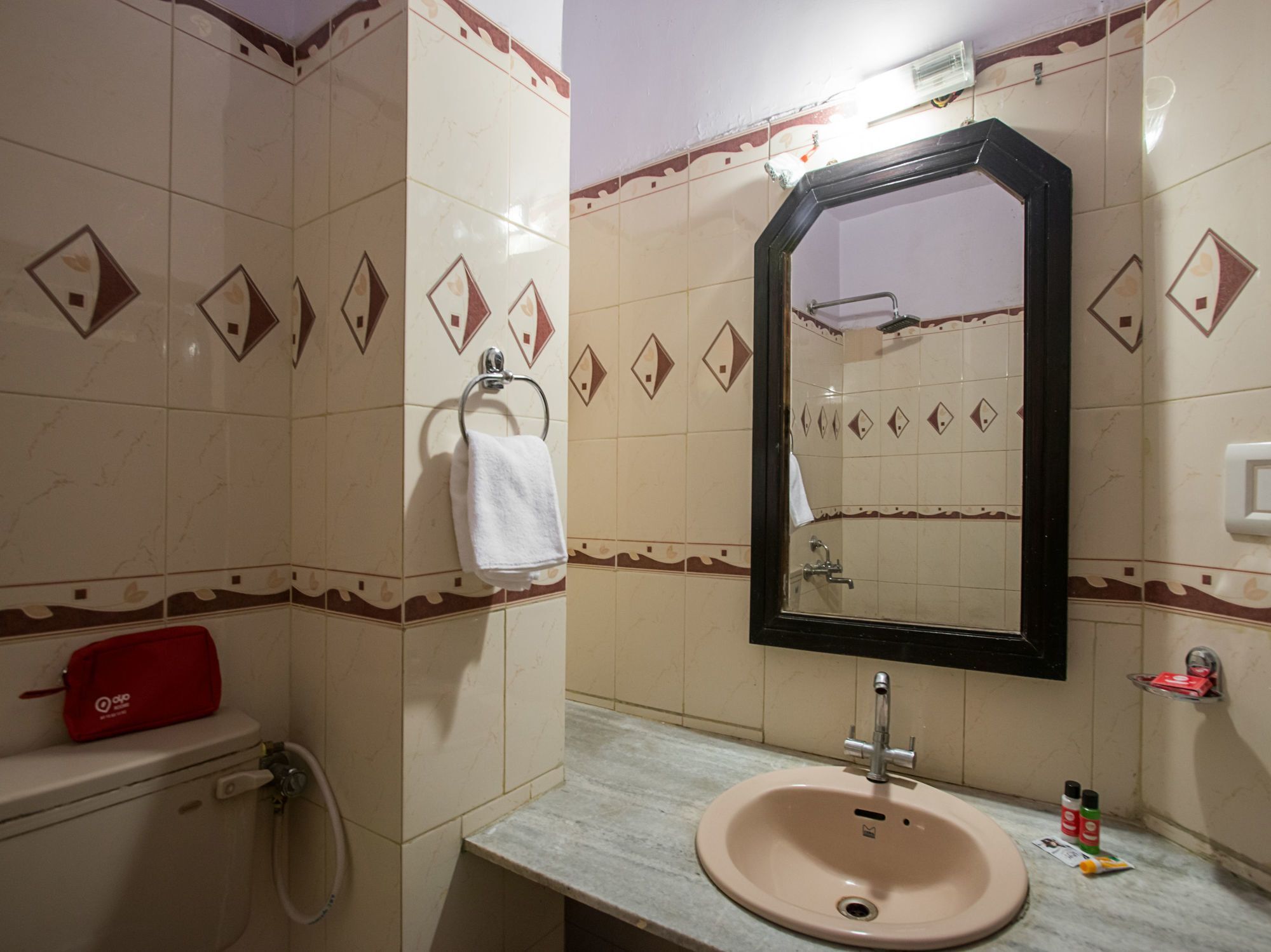 Oyo 652 Hotel Anokhi Palace Джайпур Екстериор снимка